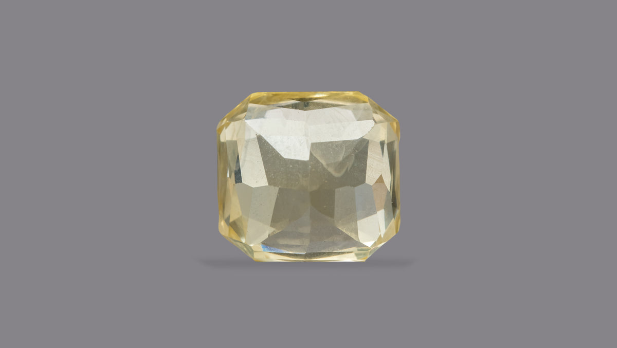 Natural Yellow Sapphire 11.31 Carats / 12.43 Ratti