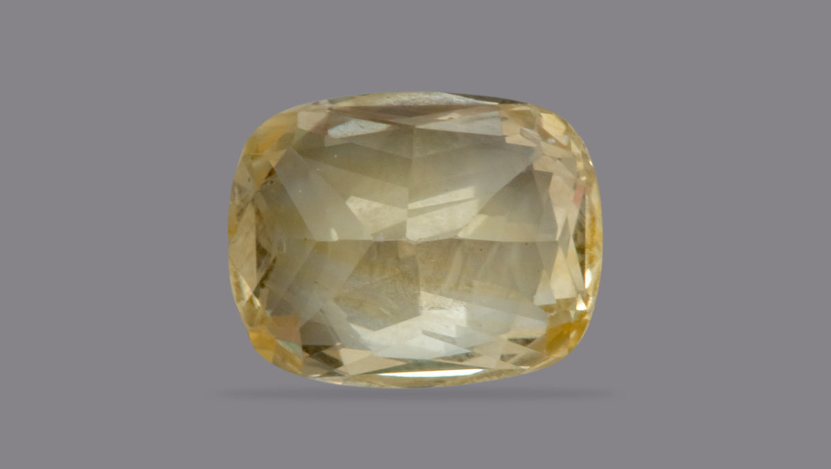 Natural Yellow Sapphire 5.69 Carats / 6.25 Ratti