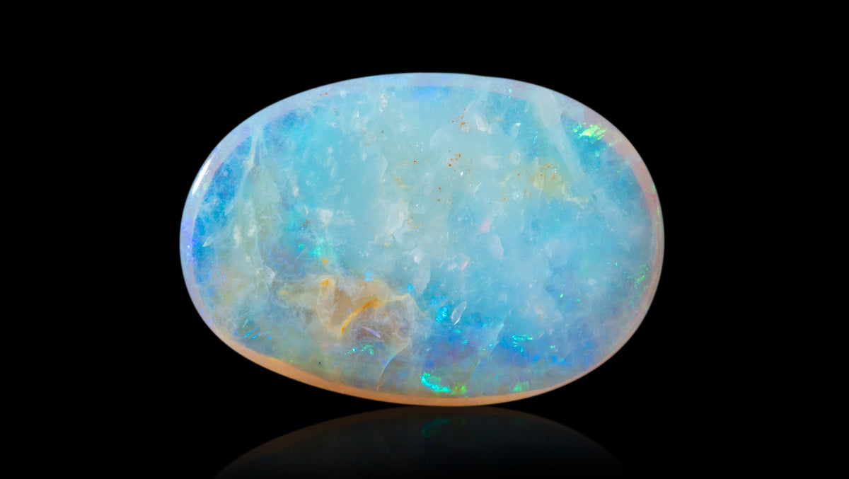 White Opal With Fire 9.25 Carats / 10.16 Ratti