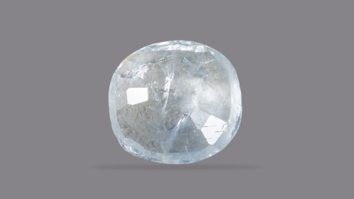 Natural Blue Sapphire 4.96 Carats / 5.45 Ratti