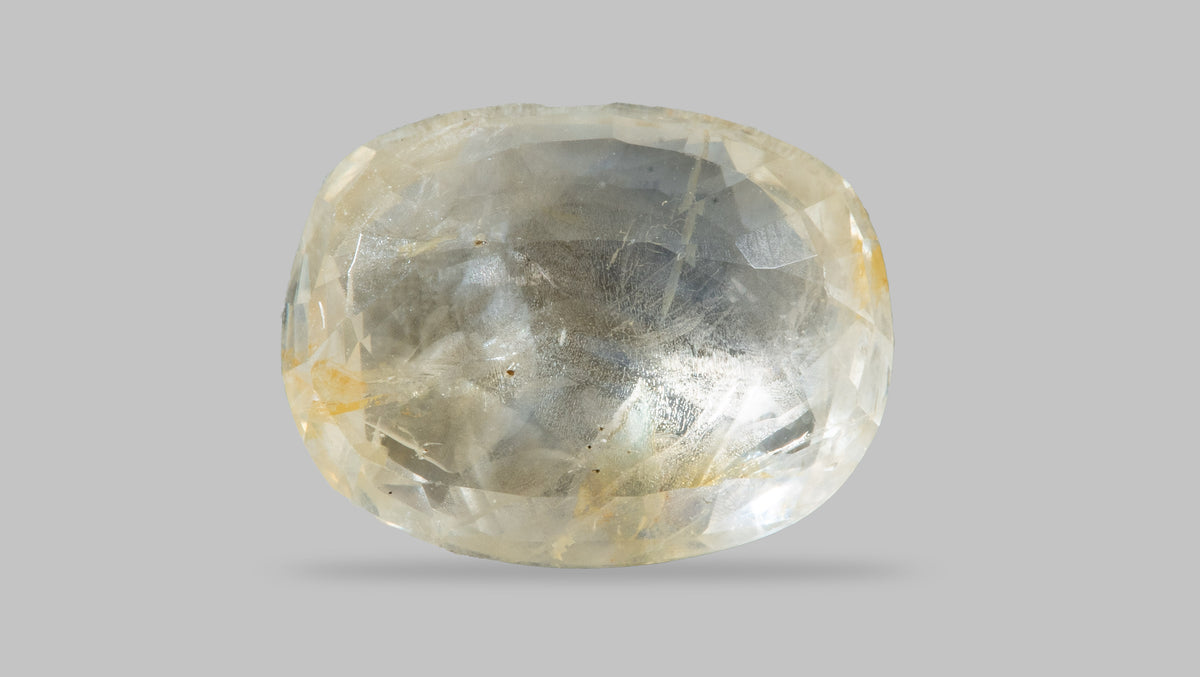 Natural Yellow Sapphire 4.65 Carats / 5.11 Ratti