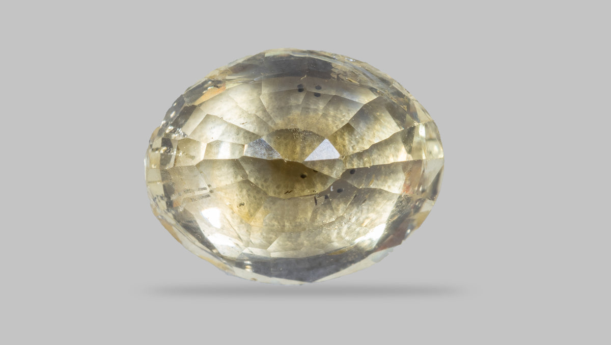 Natural Yellow Sapphire 2.86 Carats / 3.14 Ratti