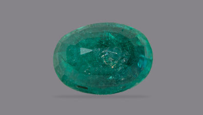 Zambian Emerald (Panna) 3.45 Carats / 3.79 Ratti