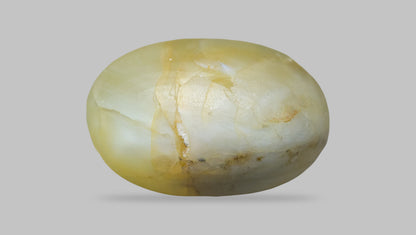Cat's Eye (Lehsuniya) 5.53 Carats / 6.08 Ratti