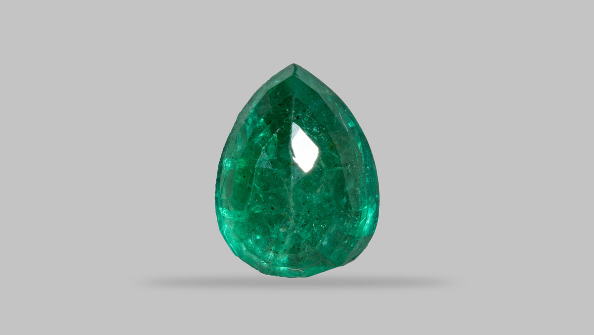 Zambian Emerald (Panna) 2.51 Carats / 2.76 Ratti