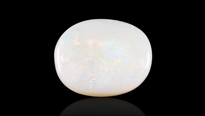 White Opal With Fire 11.75 Carats / 12.91 Ratti
