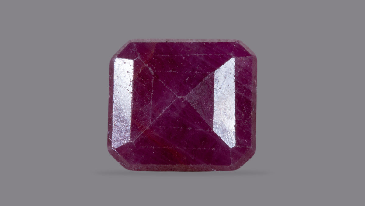 African Ruby (Manik) 6.88 Carats / 7.56 Ratti