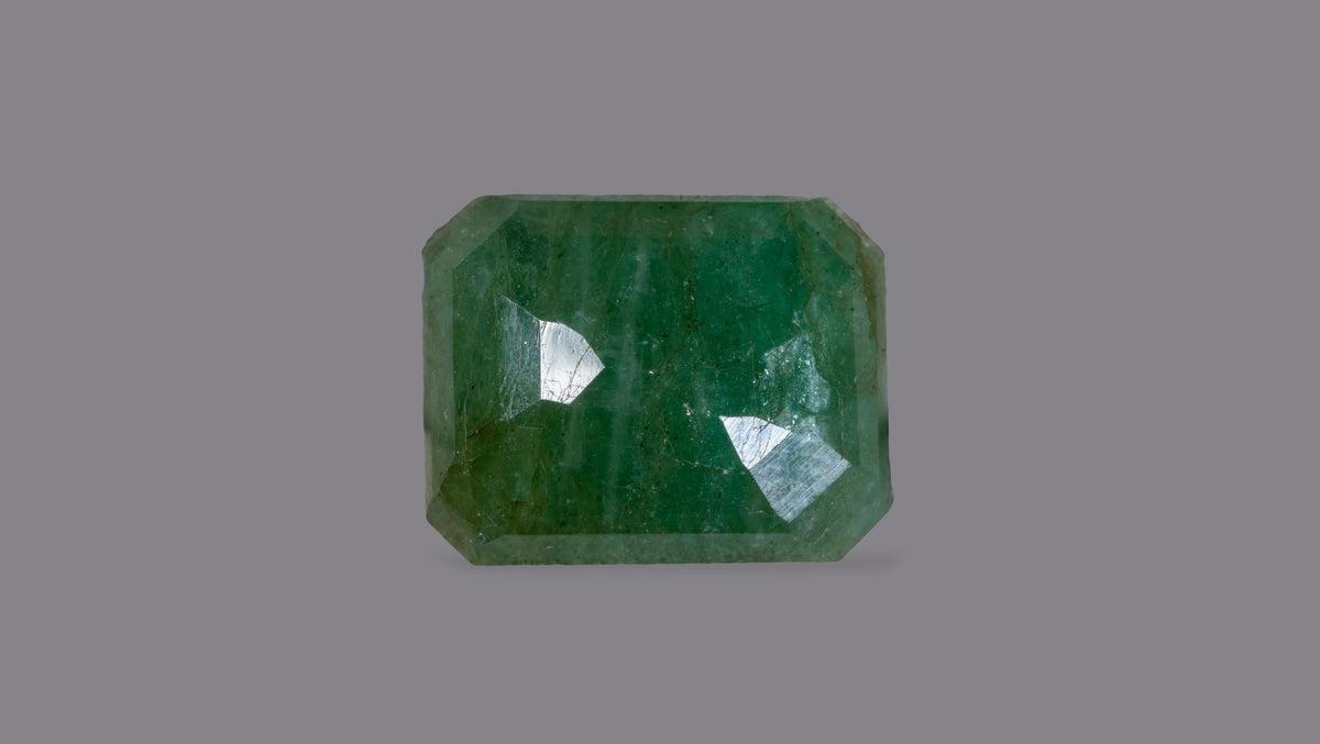 Zambian Emerald (Panna) 10.10 Carats / 11.1 Ratti
