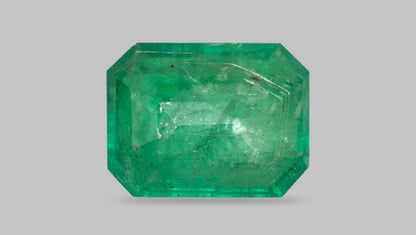 Zambian Emerald (Panna) 3.93 Carats / 4.32 Ratti