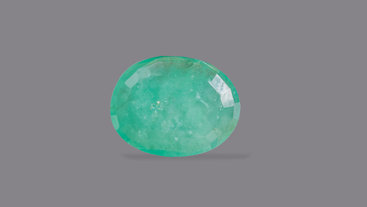 Zambian Emerald (Panna) 4.81 Carats / 5.29 Ratti