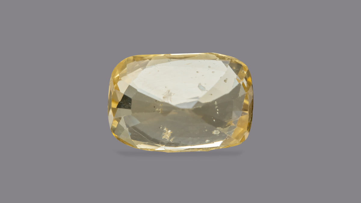 Natural Yellow Sapphire 5.29 Carats / 5.81 Ratti