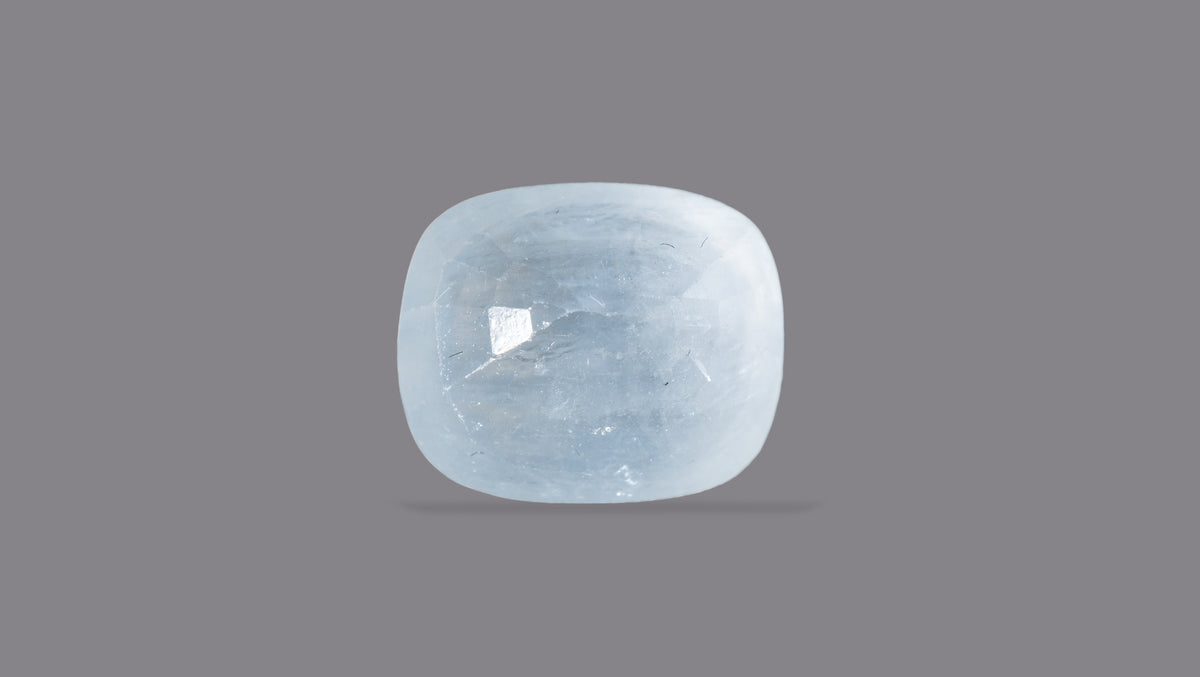Natural Blue Sapphire 6.75 Carats / 7.42 Ratti