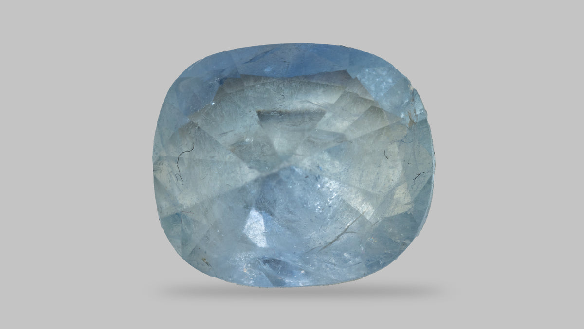 Natural Blue Sapphire 6.08 Carats / 6.68 Ratti