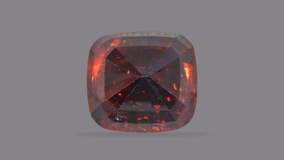 Sri-Lankan Hessonite (Gomed) 12.66 Carats / 13.91 Ratti