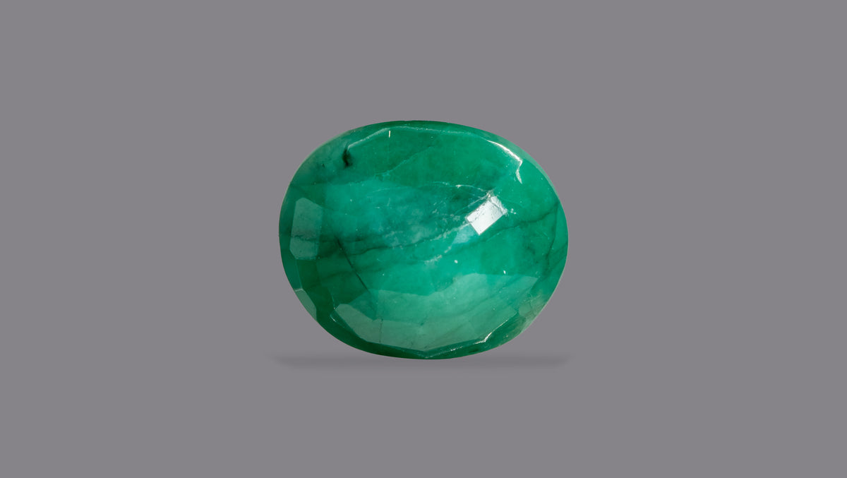 Zambian Emerald (Panna) 5.42 Carats / 5.96 Ratti