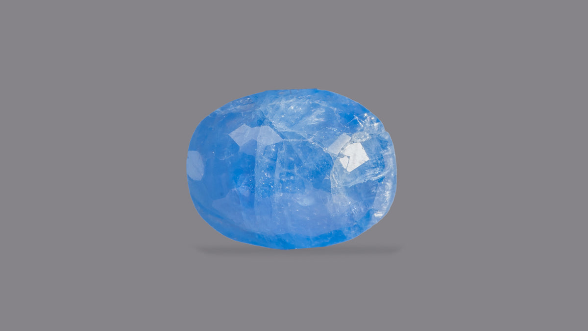 Natural Blue Sapphire 4.36 Carat / 4.79 Ratti