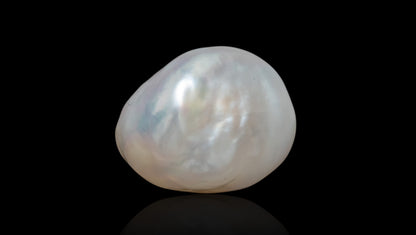 Venezuela Pearl12.49 Carats / 13.72 Ratti