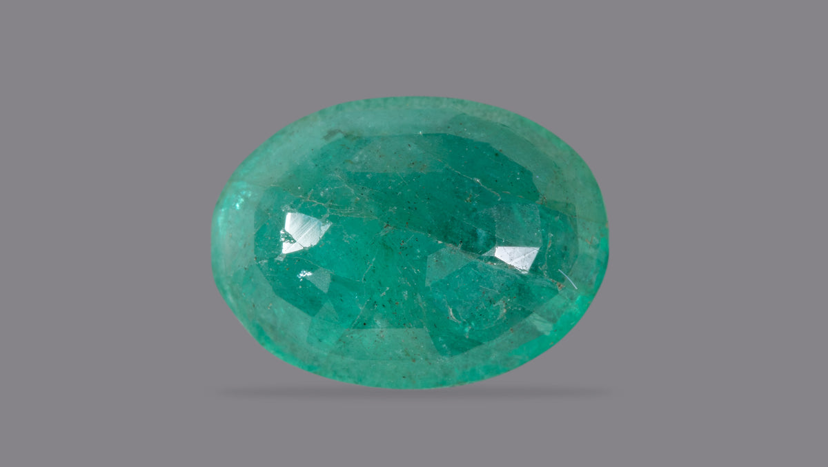 Zambian Emerald (Panna) 4.57 Carats / 5.02 Ratti