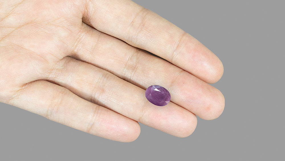 African Ruby (Manik) 8.22 Carats / 9.03 Ratti