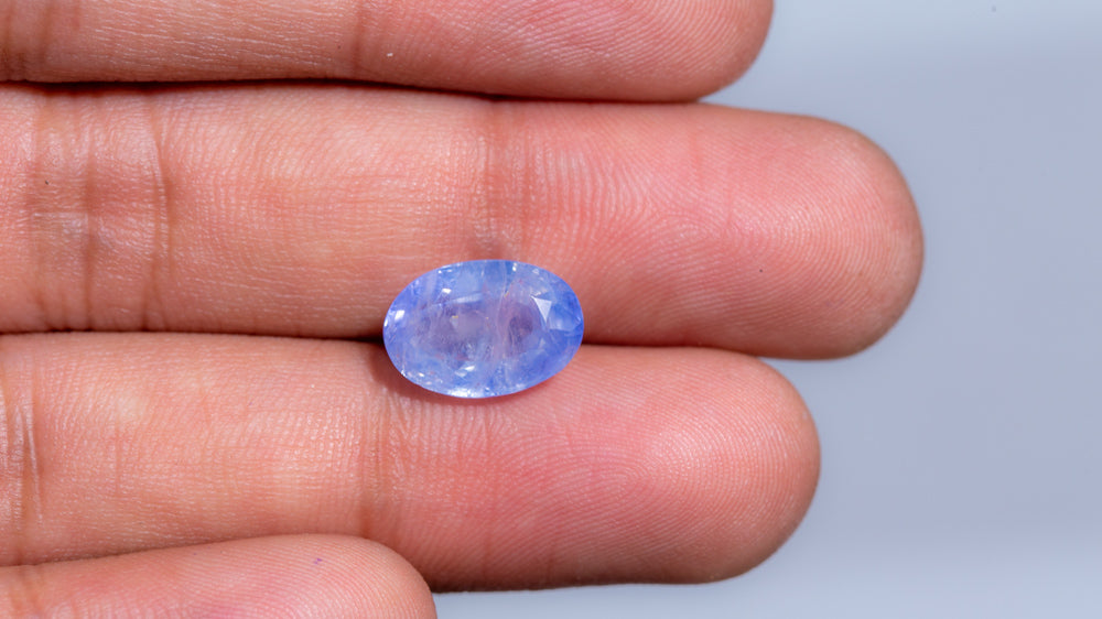 Kashmir Blue Sapphire (Neelam) 6.79 Carats / 7.46 Ratti