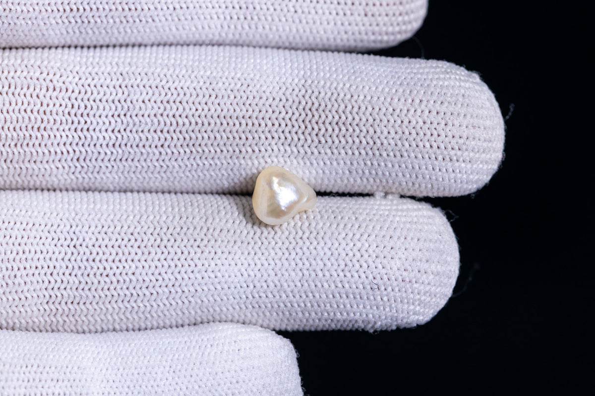 Basra Pearl 2.89 Carats / 3.18 Ratti