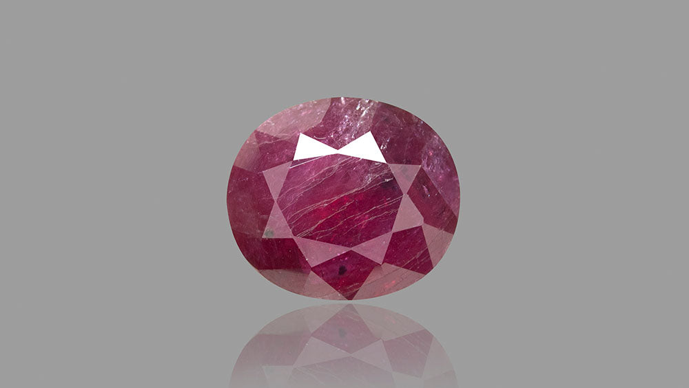 Mozambique Ruby (Manik) 4.65 Carats / 5.11 Ratti