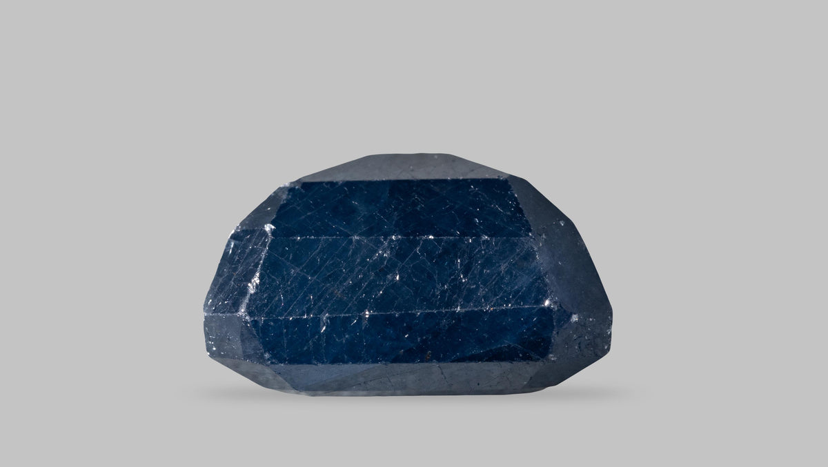 Natural Blue Sapphire 8.43 Carats / 9.26 Ratti