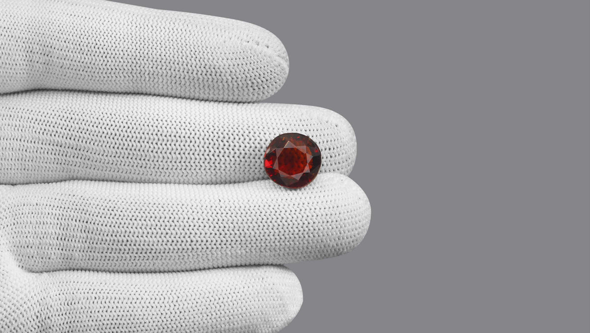 Sri-Lankan Hessonite (Gomed) 8.48 Carats / 9.32 Ratti