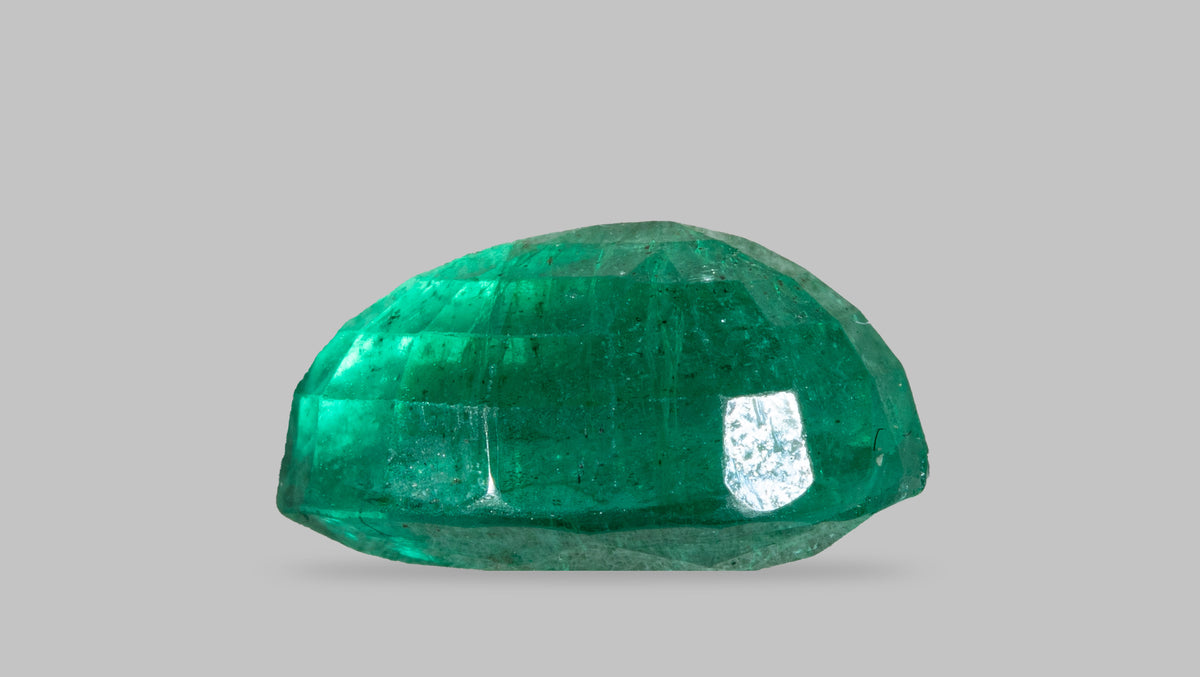 Zambian Emerald (Panna) 2.32 Carats / 2.55 Ratti