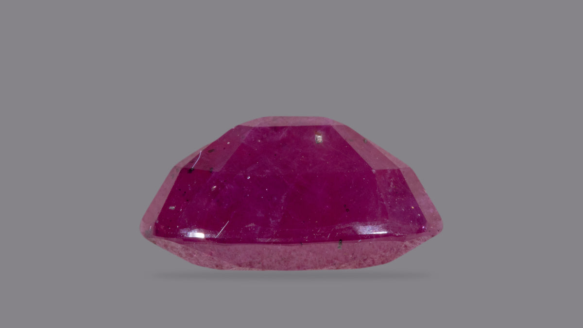 Mozambique Ruby (Manik) 5.86 Carats / 6.44 Ratti