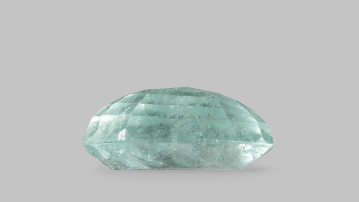 Russian Emerald (Panna) 5.56 Carats / 6.11 Ratti