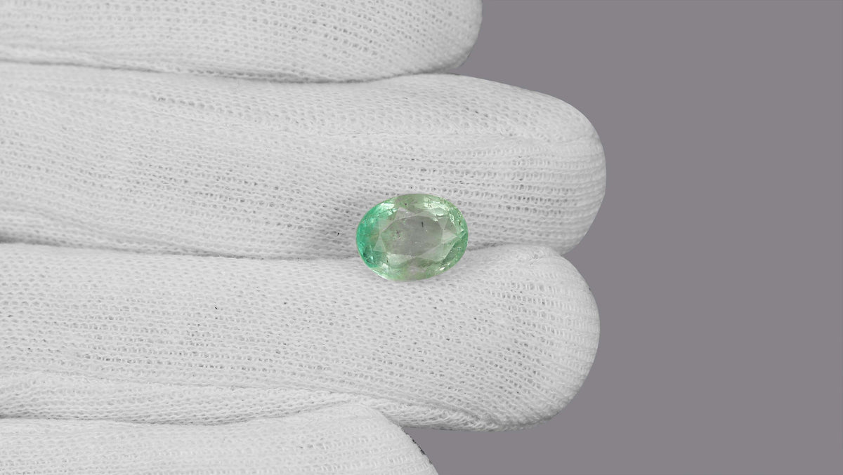 Columbian Emerald (Panna) 6.04 Carats / 6.64 Ratti