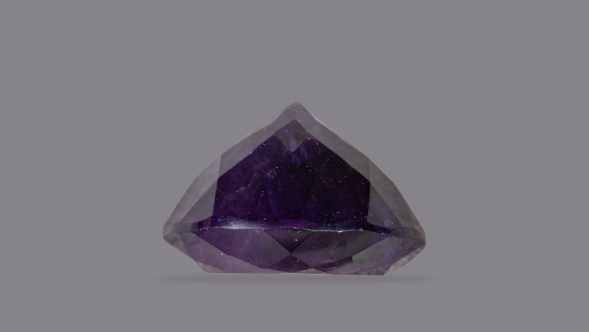 Natural Amethyst 9.25 Carats / 10.16 Ratti