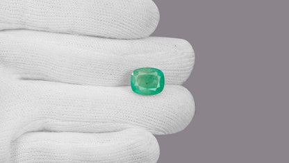 Zambian Emerald (Panna) 6.45 Carats / 7.09 Ratti