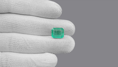 Zambian Emerald (Panna) 6.37 Carats / 7 Ratti