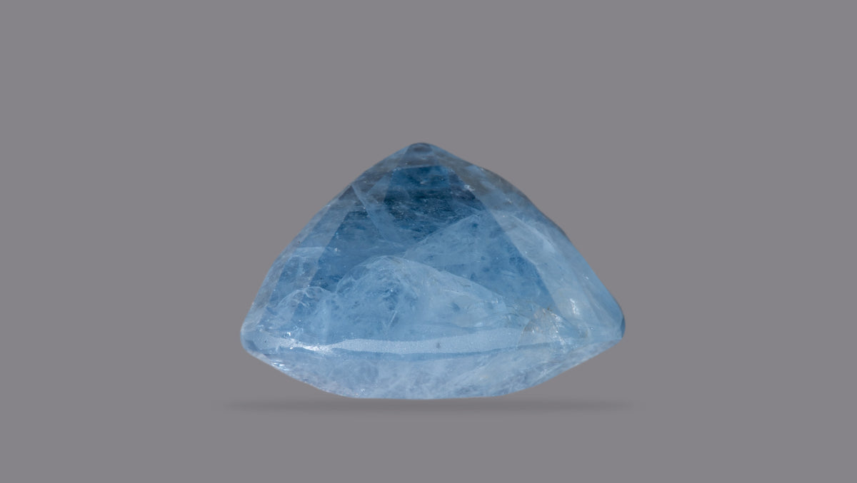 Natural Blue Sapphire 8.83 Carats / 9.7 Ratti