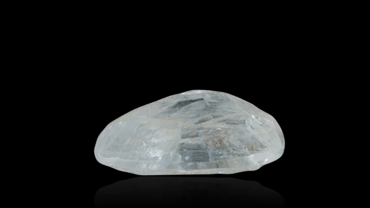 Natural White Sapphire 12.04 Carats / 13.23 Ratti