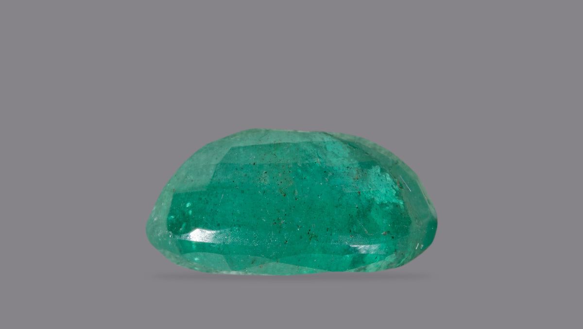 Zambian Emerald (Panna) 4.57 Carats / 5.02 Ratti