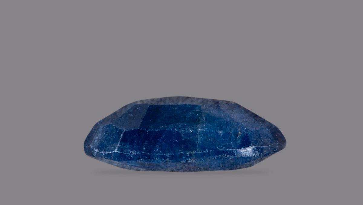 Natural Blue Sapphire 4.99 Carats / 5.48 Ratti