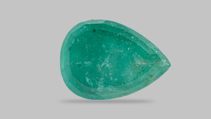 Minor Oil Zambian Emerald 10.03 Carats / 11.02 Ratti