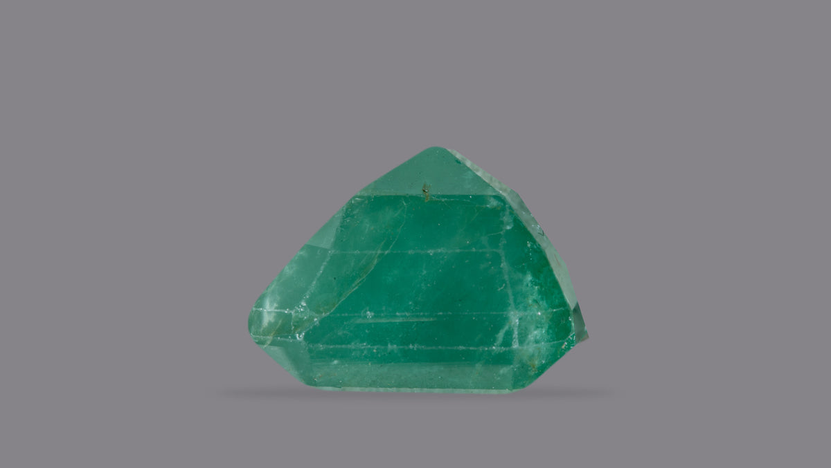 Zambian Emerald (Panna) 13.99 Carats / 15.37 Ratti