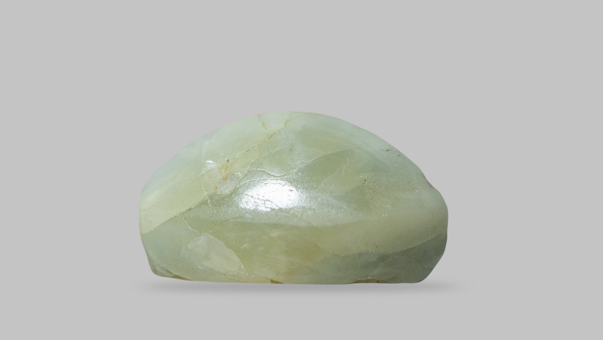 Cat's Eye (Lehsuniya) 3.01 Carats / 3.31 Ratti
