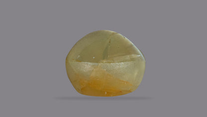 Cat's Eye (Lehsuniya) 3.48 Carats / 3.82 Ratti