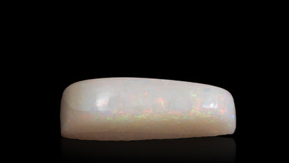 White Opal With Fire 10.51 Carats / 11.55 Ratti
