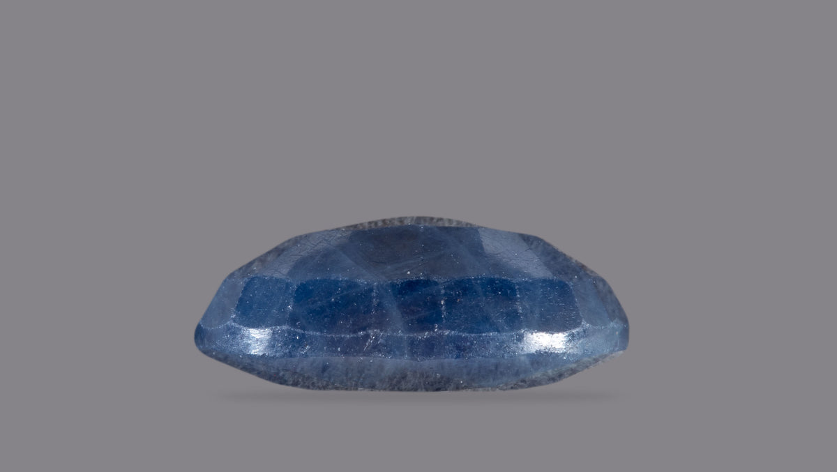 Natural Blue Sapphire 4.63 Carats / 5.09 Ratti