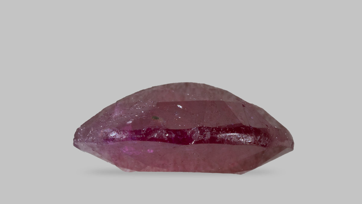 Mozambique Ruby (Manik) 2.53 Carats / 2.78 Ratti