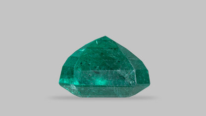 Minor Oil Zambian Emerald 2.97 Carats / 3.26 Ratti