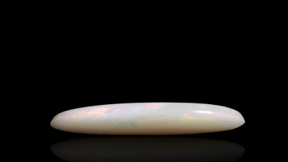 White Opal With Fire 3.68 Carats / 4.04 Ratti