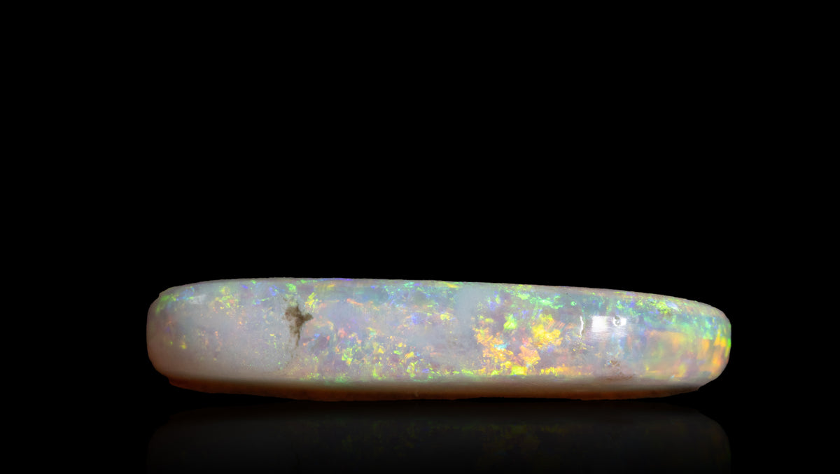 White Opal With Fire 5.74 Carats / 6.31 Ratti