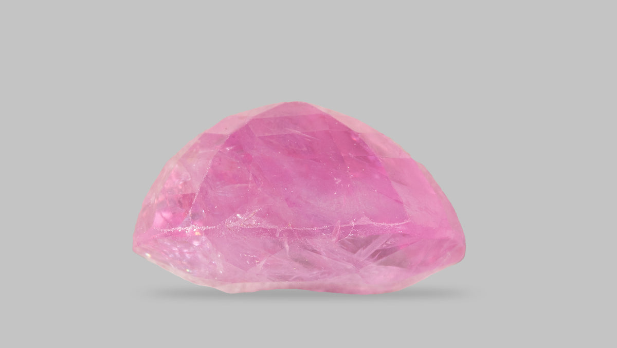 Natural Pink Sapphire 6.73 Carats / 7.4 Ratti